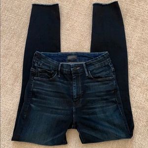 Mother Denim High Waisted Looker Ankle Fray 24